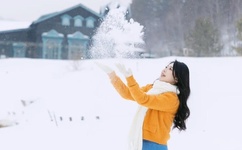 久久青草费线频观看